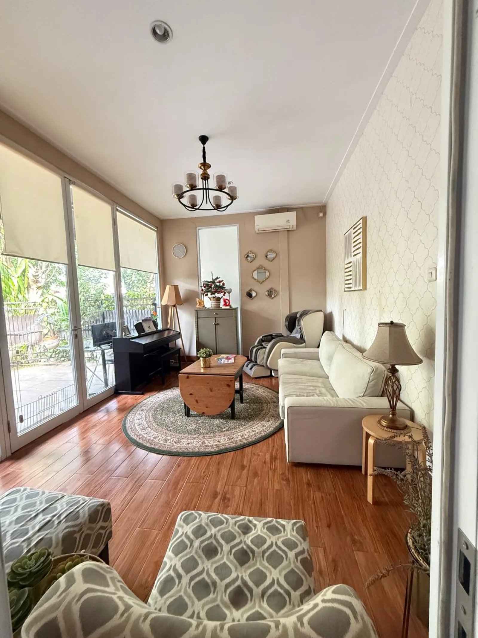 Rumah Dijual di Bintaro Sektor 9, 2 Lantai Siap Huni dengan SHM