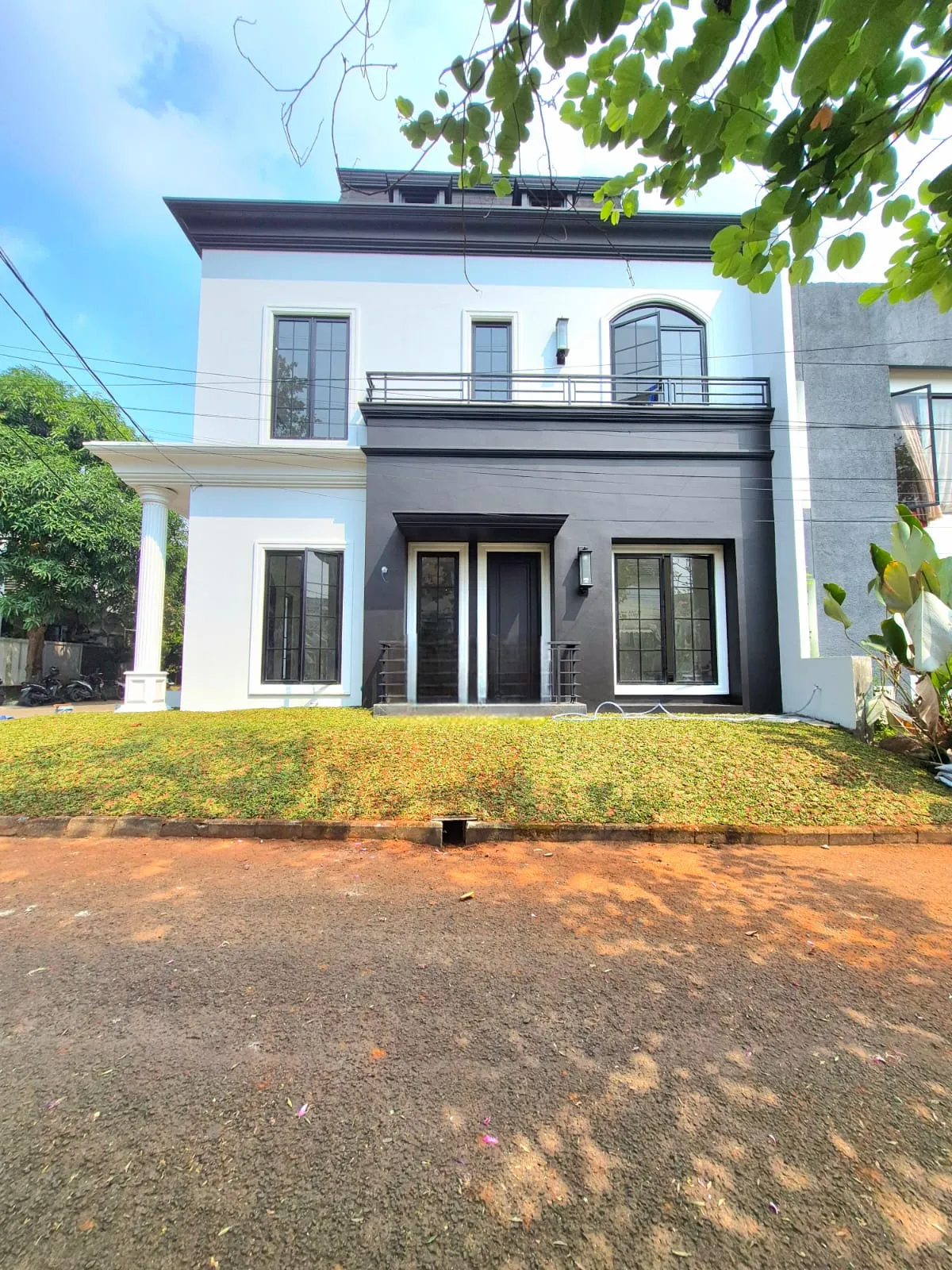 Dijual Rumah American Classic siap huni di Puri Bintaro Sektor 9