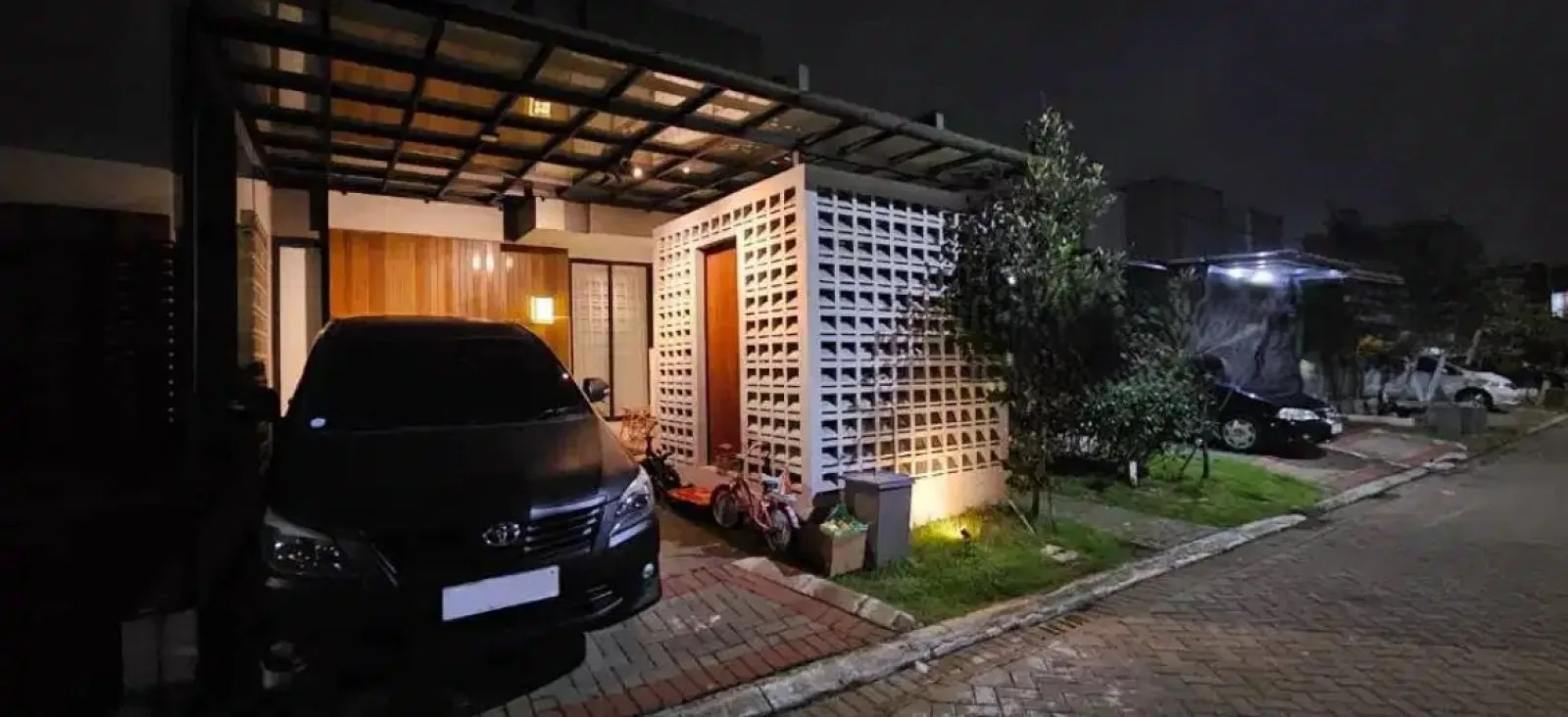 Rumah Disewakan di Bintaro, 1 Lantai Semi Furnished Nyaman SHM