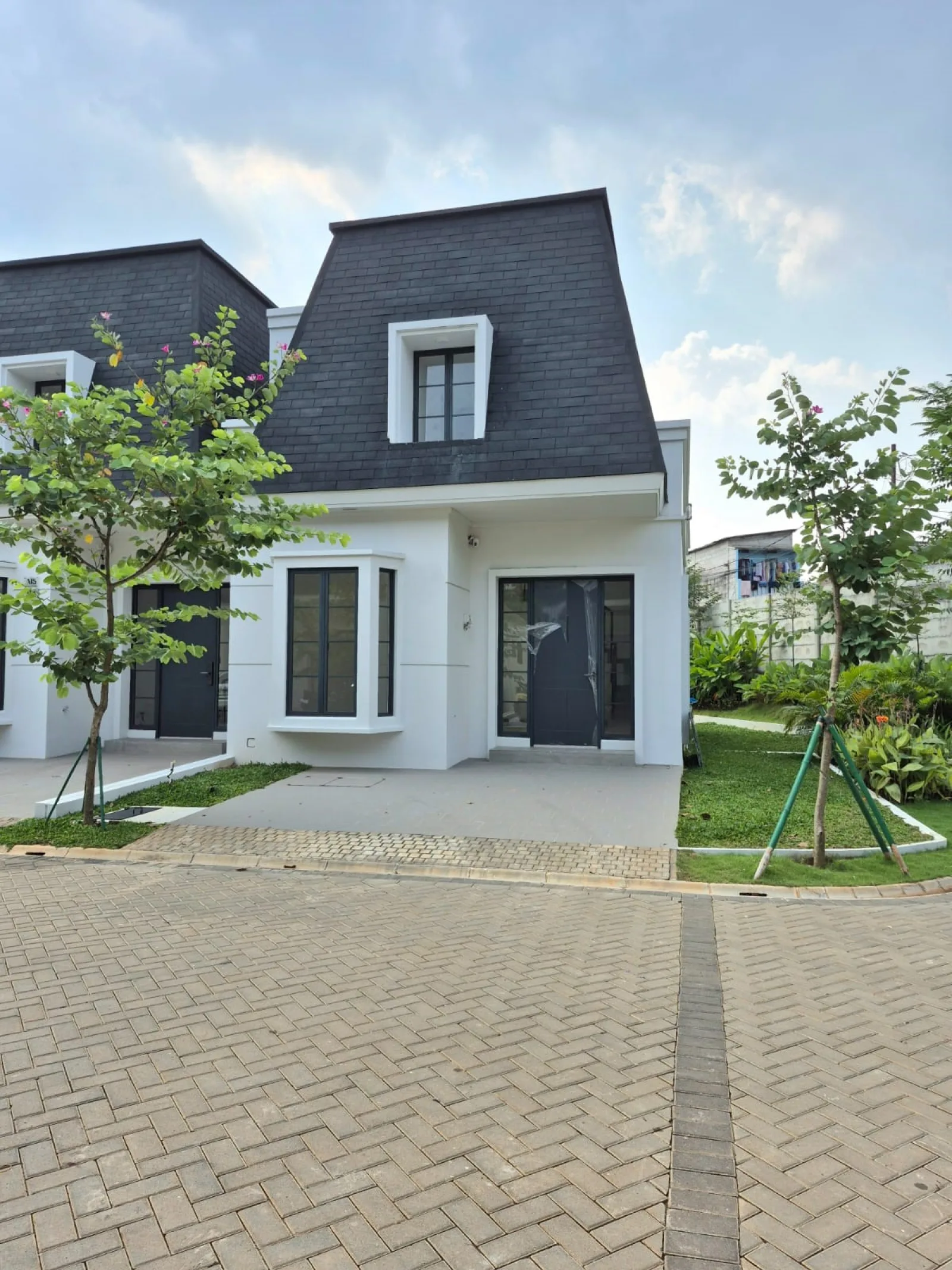Rumah Sewa Citra Garden Bintaro LT 81 m², LB 57 m², 2 KT, 2 KM, Hadap Selatan – Rp 85 Juta/Tahun Nego