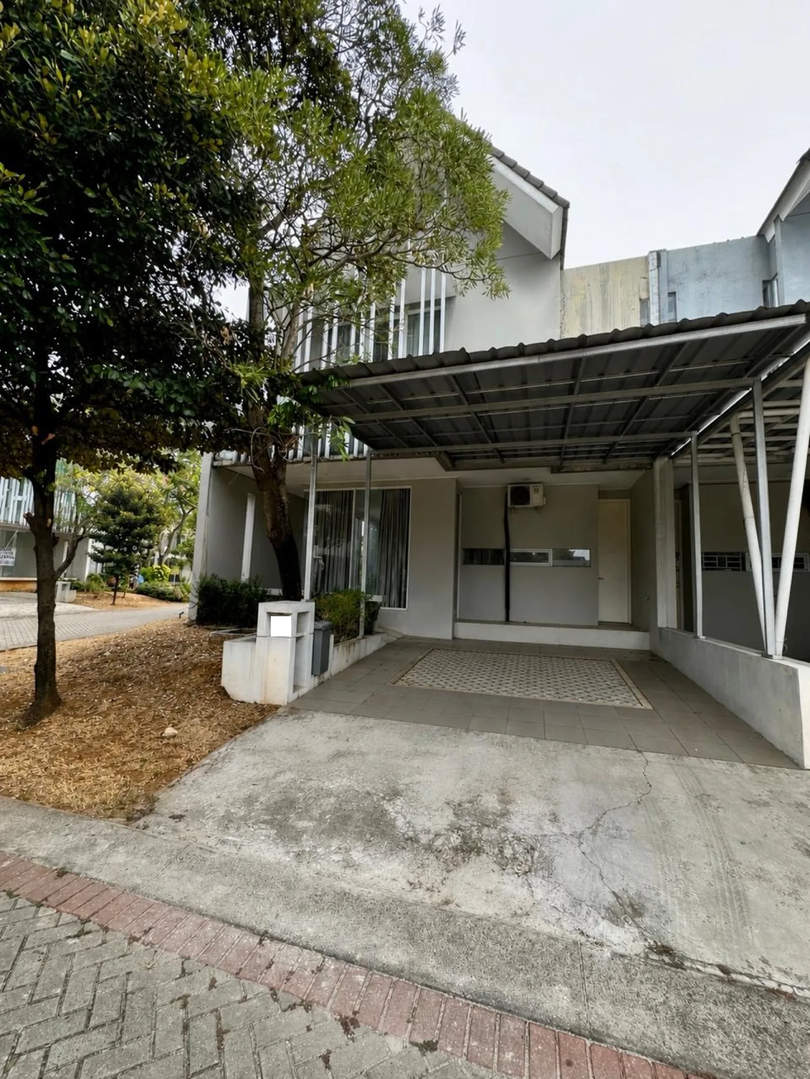 Rumah Sewa di Discovery Bintaro LT 167 m², LB 150 m², 3+1 KT, 3+1 KM – Rp 140 Juta/Tahun