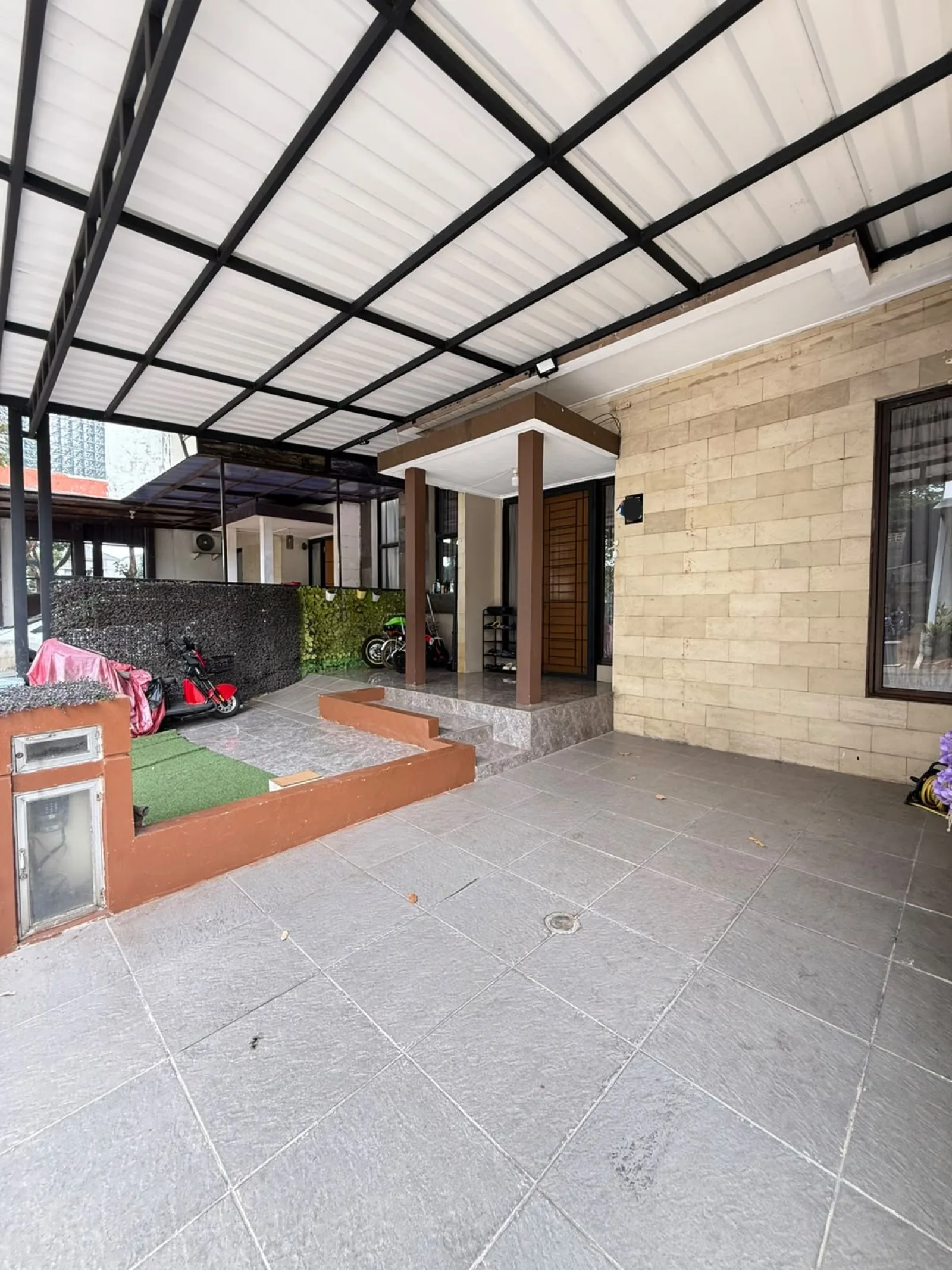 Rumah 2 Lantai di Discovery Bintaro, 3+1 Kamar Tidur, 2+1 Kamar Mandi, Full Furnished – Rp 2,9 Miliar Nego