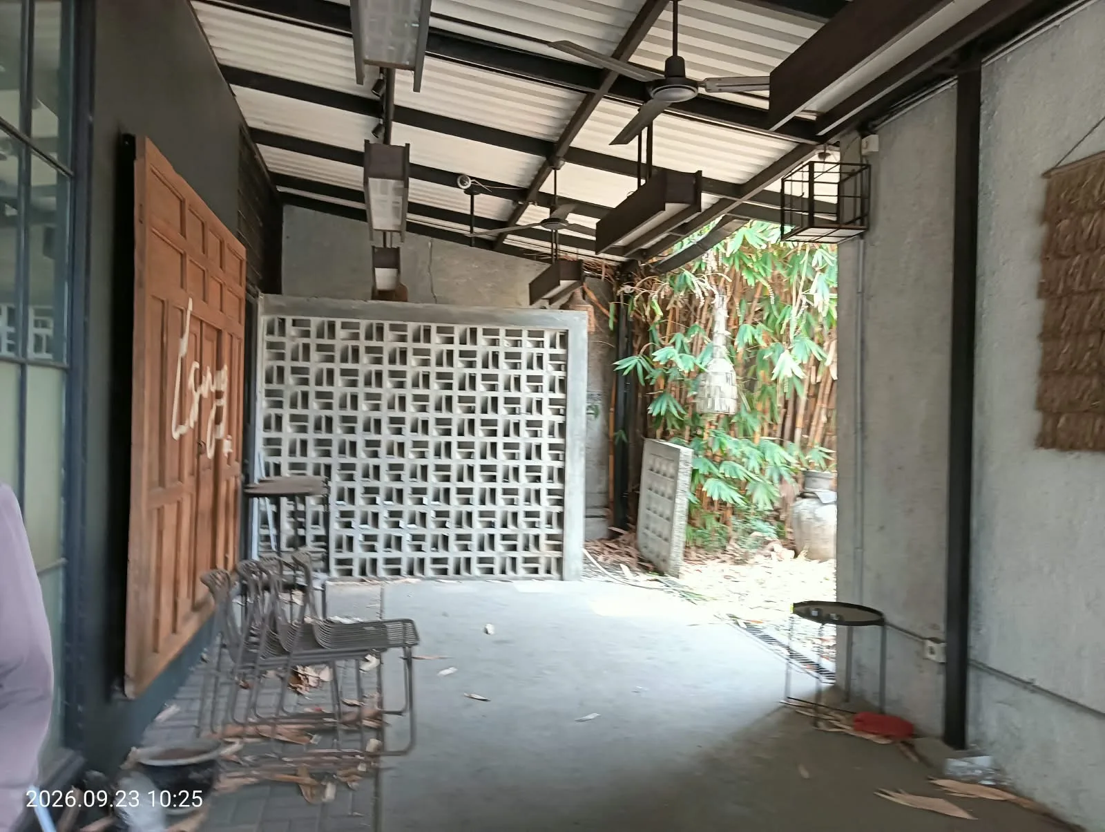 Rumah Disewakan di Bintaro Sektor 9 – Tanah Luas 230 m²